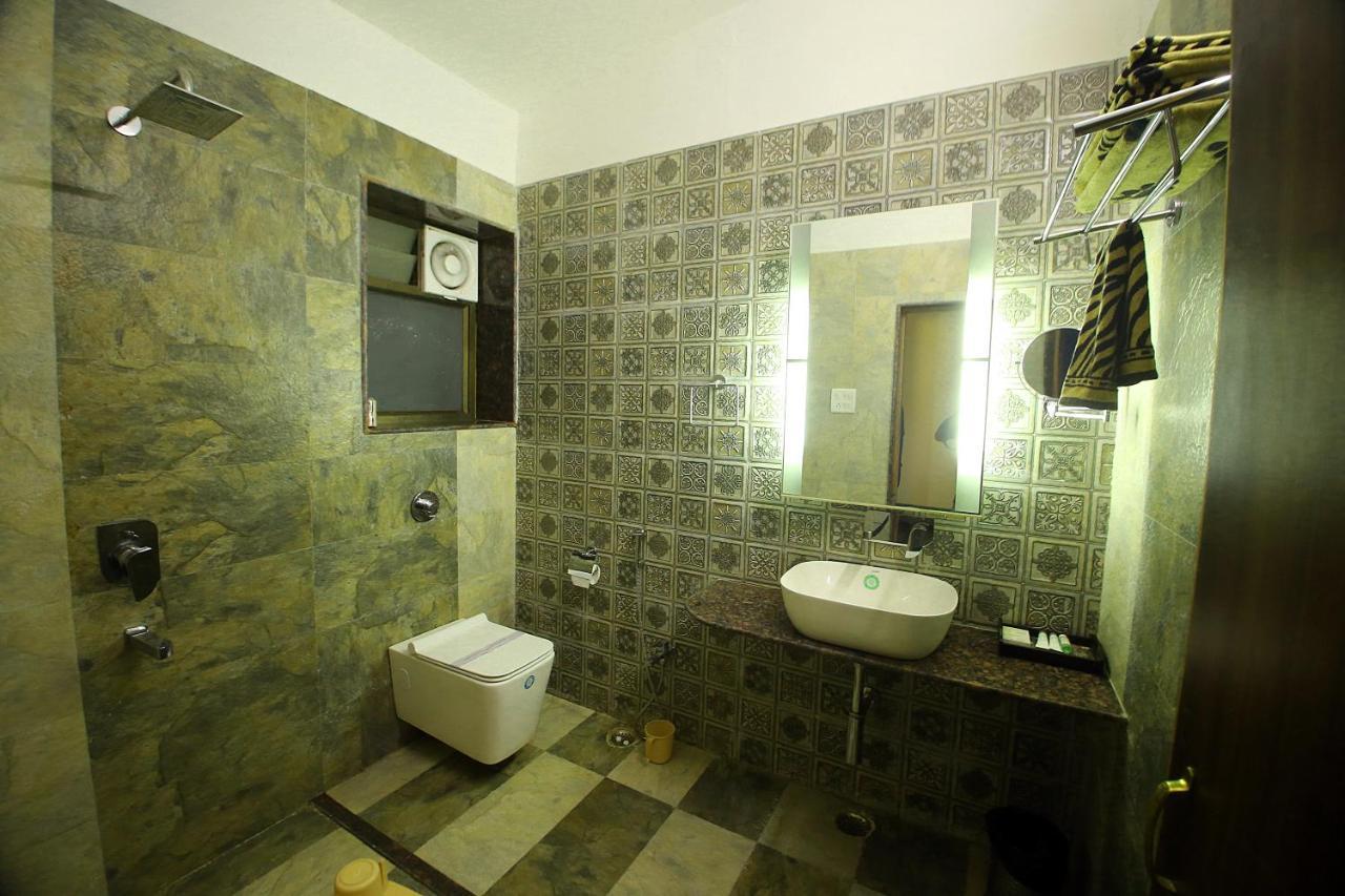 Mpt White Tiger Forest Lodge Tala  Ngoại thất bức ảnh
